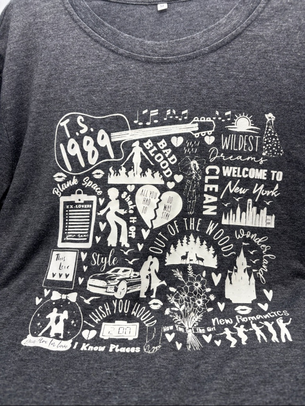 Taylor Swift 1998  Women’s Sz M Charcoal Graphic Tee with Illustration #0607‎ - Picture 2 of 8